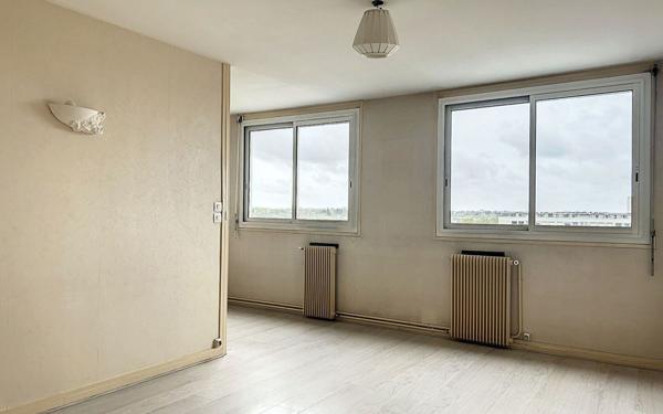 Appartement à louer    1 pièce •  Tours
