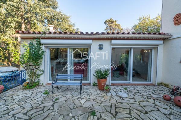 ARGELES-SUR-MER, ANCIEN MAS RENOVE, PLAIN PIEDS AVEC T2 ATTENANT, PISCINE!