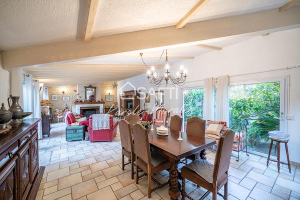 ARGELES-SUR-MER, ANCIEN MAS RENOVE, PLAIN PIEDS AVEC T2 ATTENANT, PISCINE!