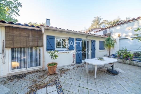 ARGELES-SUR-MER, ANCIEN MAS RENOVE, PLAIN PIEDS AVEC T2 ATTENANT, PISCINE!