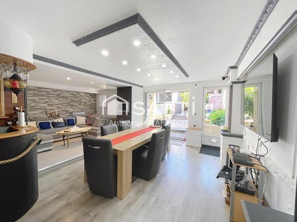 Maison de ville familiale, 224M², jardin, piscine VENDUE MEUBLEE