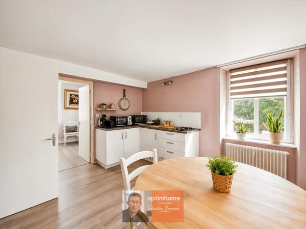 Ensemble immobilier – 2 appartements – 184 m² habitables – Chaussin centre – Potentiel locatif