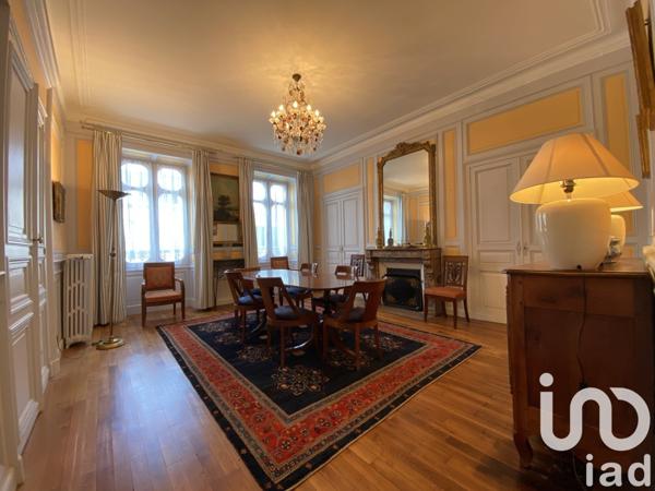 Demeure 11 pièces de 365 m² à Guéret (23000)