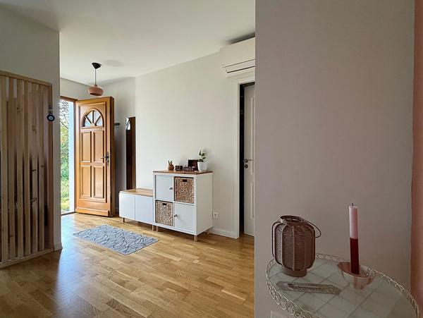 Toulouse, 25 min, Bessières, agréable villa de plain-pied T4 de 2005, 92 m² avec garage