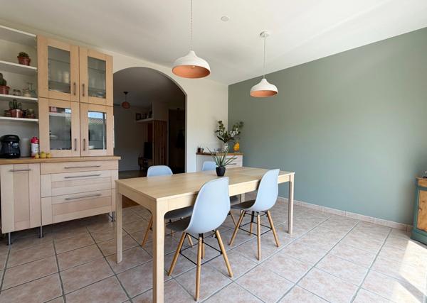 Toulouse, 25 min, Bessières, agréable villa de plain-pied T4 de 2005, 92 m² avec garage