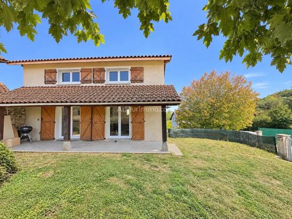 Vente                                                      Maison
                        
                     3 pièces                      61 m2                     à Morestel