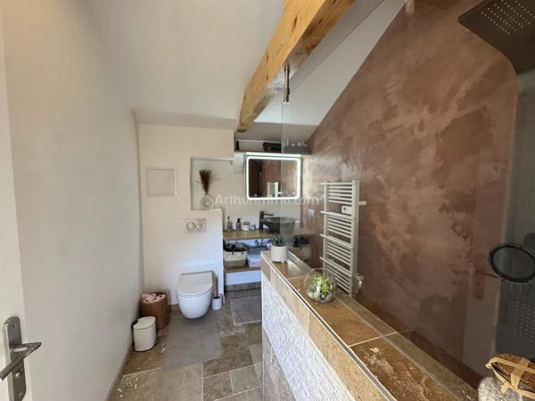 Vente                                                      Maison
                        
                     3 pièces                      61 m2                     à Morestel