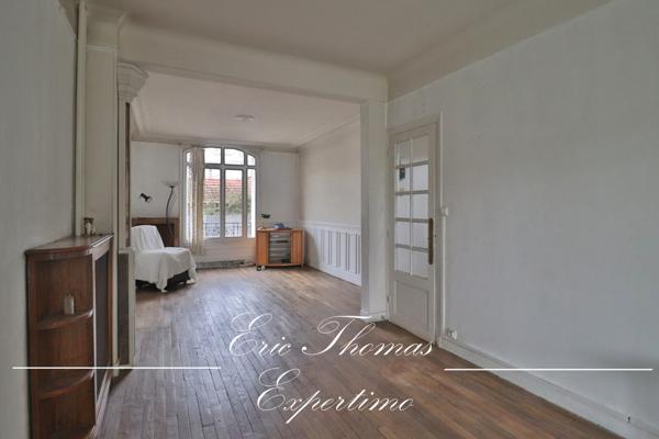 Villeneuve-Saint-Georges (94190) Grande maison de 190m² dans le quartier des écrivains.