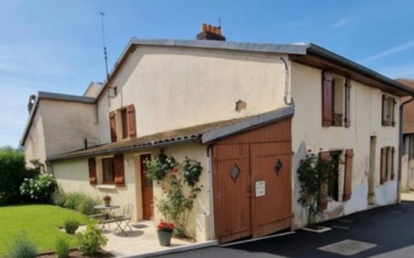 MAISON à vendre 5 pièces VITTEL (88) avec CAVE, TERRASSE couverte, ATELIER, TERRAIN