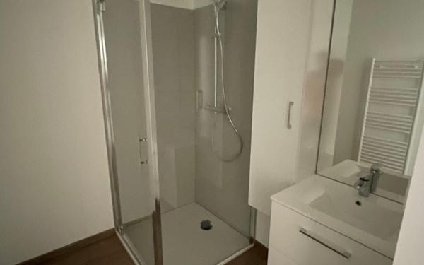 Appartement à louer    2 pièces •  Roye