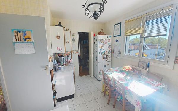 Appartement à vendre    3 pièces • 69,30 m2 Joué-lès-Tours