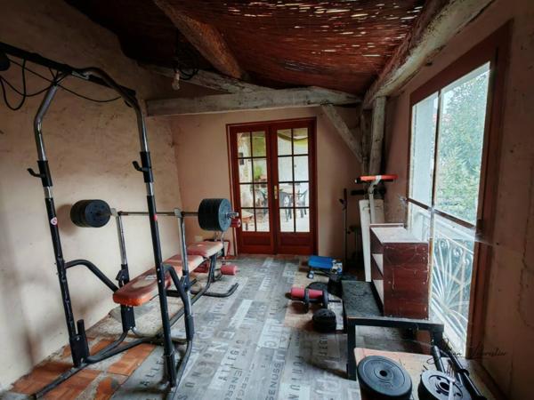 Maison à vendre 7 pièces de 237 m²