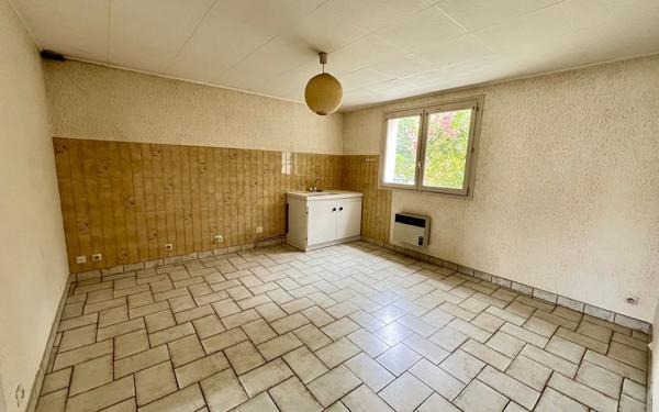 Maison à vendre    5 pièces •  Saint-Genis-Laval