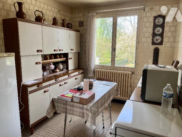 MONT D'ORIGNY, PAVILLON INDIVIDUEL SUR SOUS-SOL SEMI ENTERRE