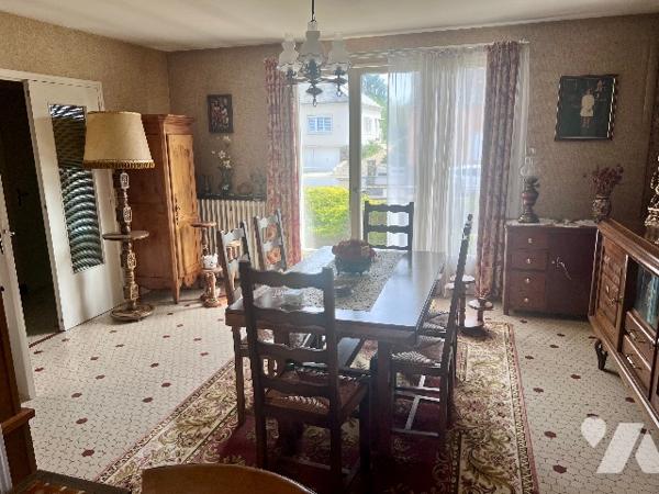 MONT D'ORIGNY, PAVILLON INDIVIDUEL SUR SOUS-SOL SEMI ENTERRE