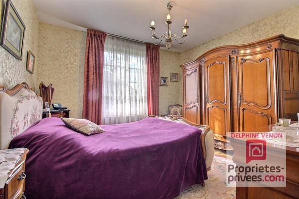 Exclusivité - Maison  de 215 m²  avec 5 chambres dont 3 en rdc dans un quartier prisé proche Loire à Chateauneuf Sur Loire