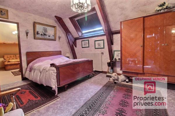 Exclusivité - Maison  de 215 m²  avec 5 chambres dont 3 en rdc dans un quartier prisé proche Loire à Chateauneuf Sur Loire