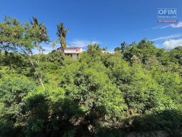 A vendre T2 dans la residence Coquelicot 3, chemin finette à Ste Clotilde