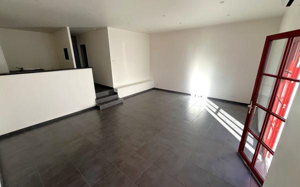Appartement à vendre    4 pièces • 97 m2 Dax