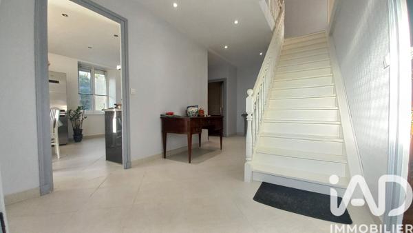 Maison à vendre 5 pièces 143 m² Peaugres