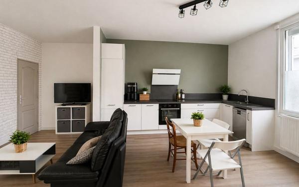 Maison à vendre    3 pièces •  Rochefort