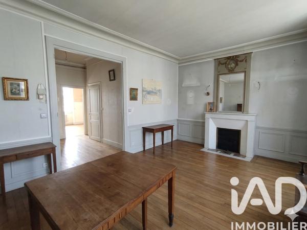 Maison à vendre 9 pièces 231 m² Montluçon