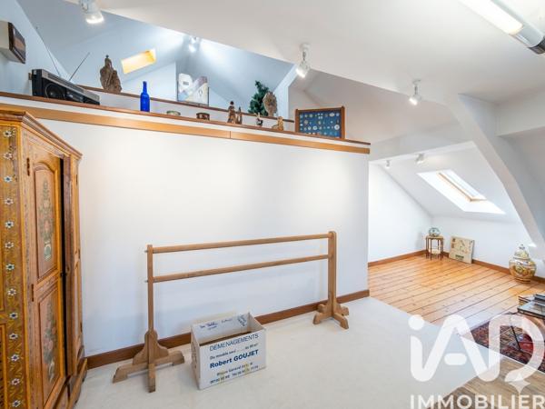 Maison à vendre 9 pièces 231 m² Montluçon