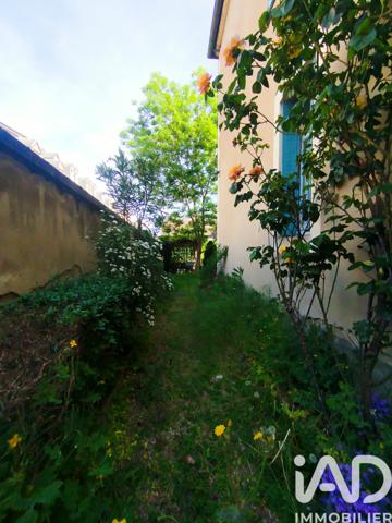 Maison à vendre 9 pièces 231 m² Montluçon