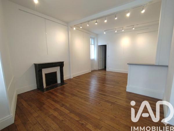 Maison à vendre 9 pièces 231 m² Montluçon