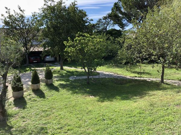 Villa contemporaine Orange centre Orange (84100)