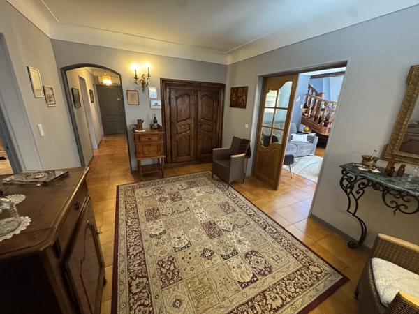 Villa contemporaine Orange centre Orange (84100)