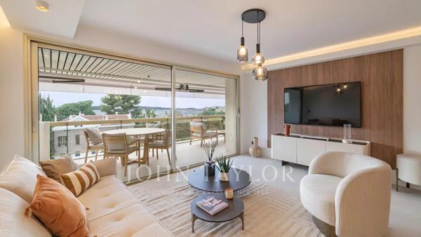 Cannes Palm Beach Appartement 4 pièces dans résidence avec piscine