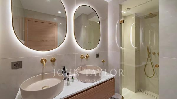 Cannes Palm Beach Appartement 4 pièces dans résidence avec piscine