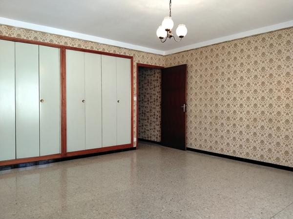 Maison de village Meyrargues 4 pièces 150 m2 avec extérieur, garage et cave