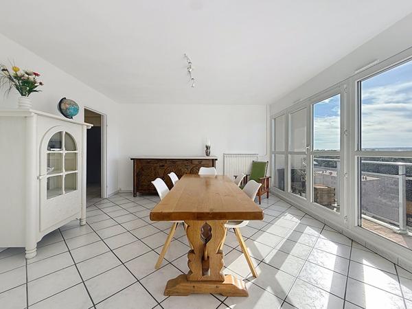 A vendre appartement F4 de 94m2 à Le Petit Quevilly - LE PETIT QUEVILLY