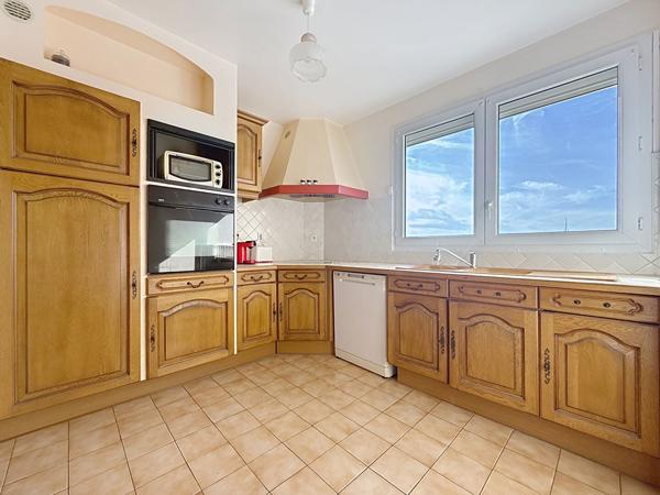 A vendre appartement F4 de 94m2 à Le Petit Quevilly - LE PETIT QUEVILLY