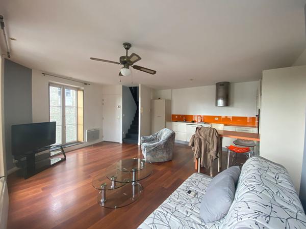 Appartement 3 pièces à louer à Dinan - Emplacement idéal. Axe Rennes St Malo