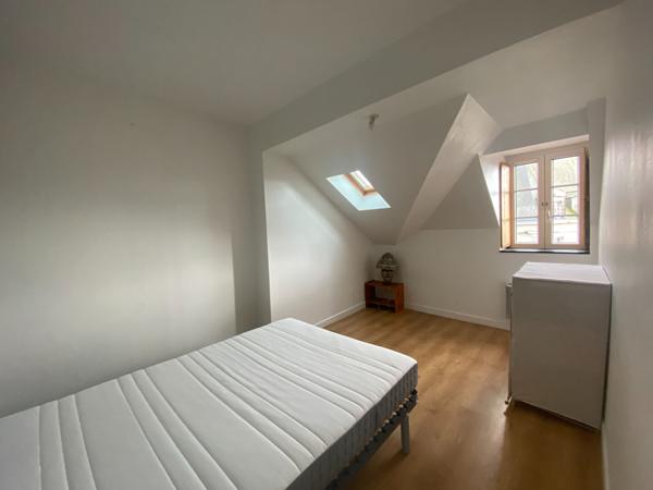 Appartement 3 pièces à louer à Dinan - Emplacement idéal. Axe Rennes St Malo