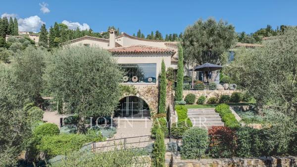 Environs de Valbonne : Luxe et raffinement