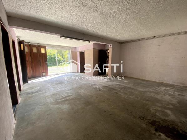 ST-ETIENNE-DE-TULMONT Maison de 154 m² sur terrain en partie constructible de plus d’1 hectare