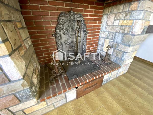 ST-ETIENNE-DE-TULMONT Maison de 154 m² sur terrain en partie constructible de plus d’1 hectare