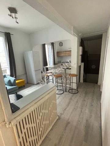 CHAMBRE MEUBLEE - Dans appartement COLOCATION 4 CHAMBRES - HYPER CENTRE