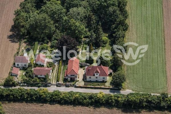 Maison à vendre 2 pièces de 140 m² à Condécourt