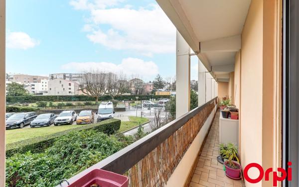 Appartement à vendre    5 pièces • 96,75 m2 Villeurbanne