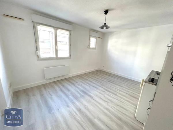 Appartement à louer 1 pièce 21.9m²