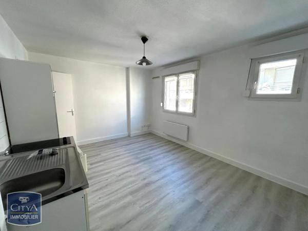 Appartement à louer 1 pièce 21.9m²