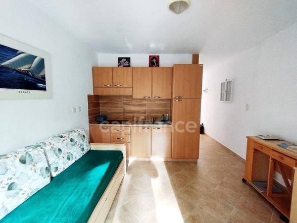 Appartement T2 avec terrasse dans une résidence en bord de mer avec piscine