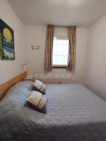 Appartement T2 avec terrasse dans une résidence en bord de mer avec piscine