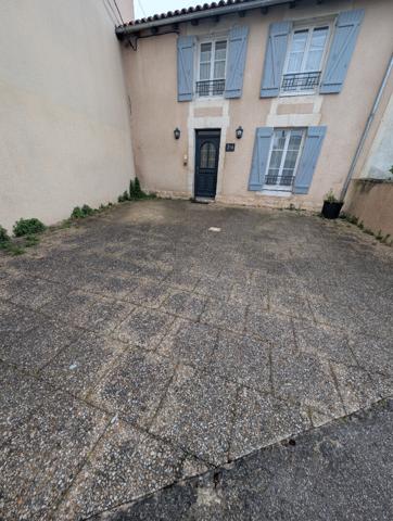 APPARTEMENT TYPE 3 -