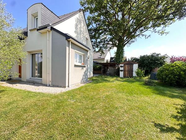 PONT-PEAN - Maison familiale d'environ 116 m² - 5 chambres - Exposition Est-Ouest